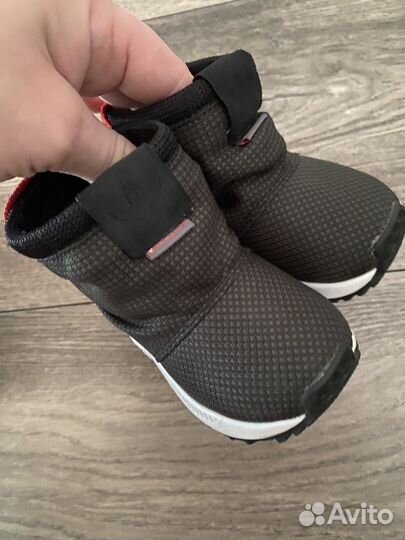 Дутики adidas детские