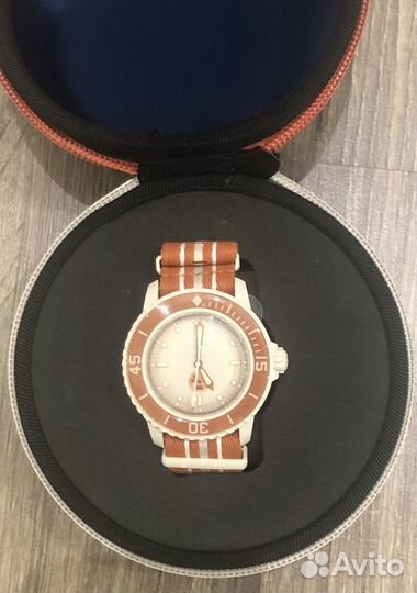 Часы Blancpain x Swatch