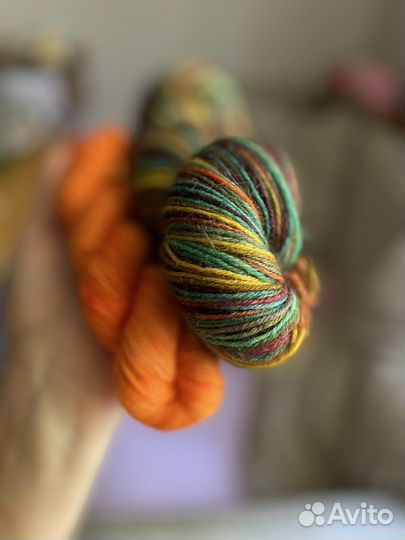 Носочная пряжа ручного крашения