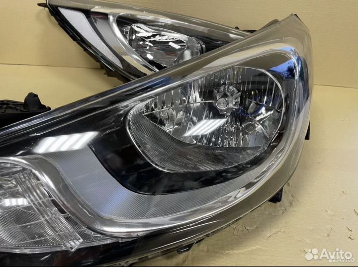 Фара передняя левая/ правая Hyundai Solaris 1