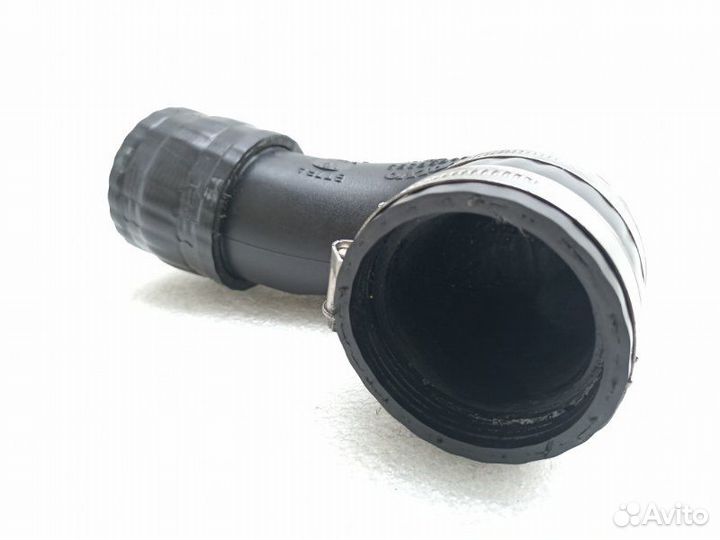 Патрубок интеркулера Volvo Xc90 1 2.4D