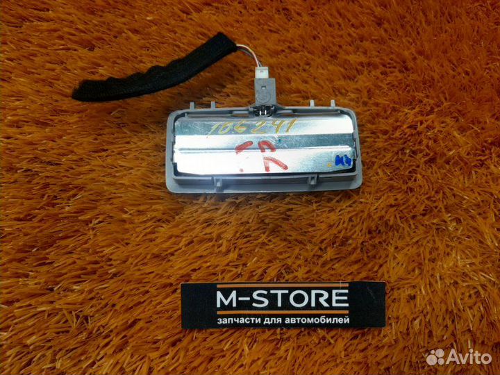 Плафон освещения Bmw 7-Series F01 N63B44 2011