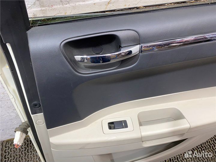 Дверь боковая Chrysler 300C, 2007