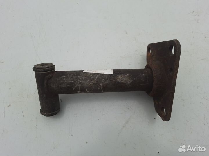 Кронштейн переднего усилителя левый Audi A6 C5