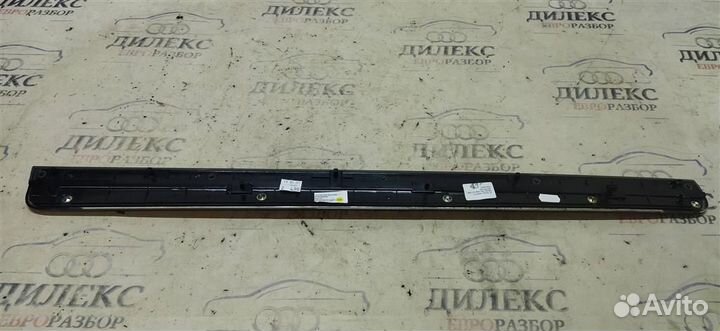 Накладка двери задней правой Audi A8 D3 4E 2004