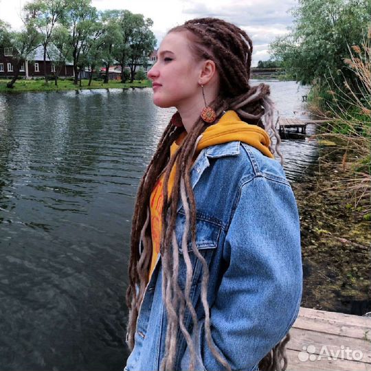 Де дреды и косы на заказ