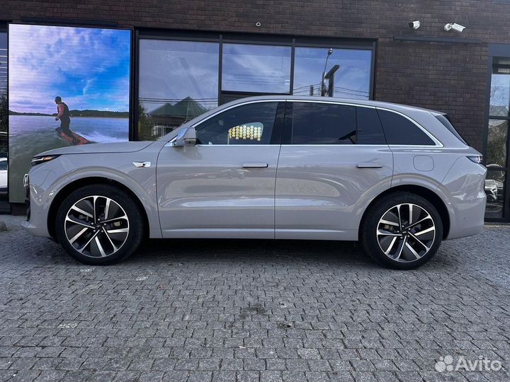 LiXiang L6 1.5 AT, 2024