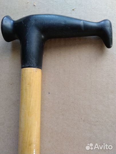 Трость для ходьбы деревянная