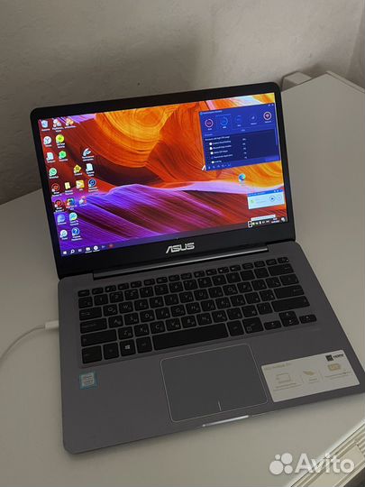 Asus vivobook s14