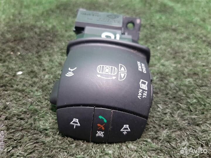 Переключатель магнитолы подрулевой Renault Scenic