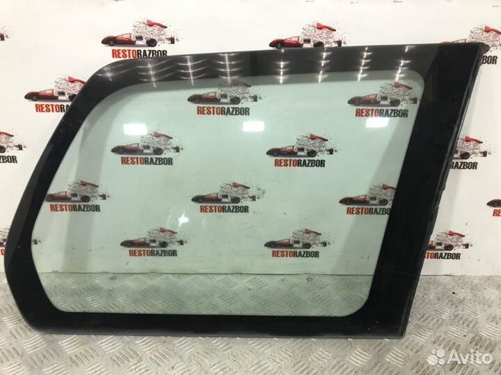 Стекло заднее заднее левое Mitsubishi Space Wagon