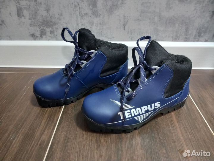 Лыжные ботинки 33 размер