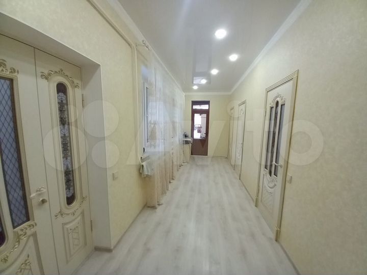 Дом 160 м² на участке 6,5 сот.