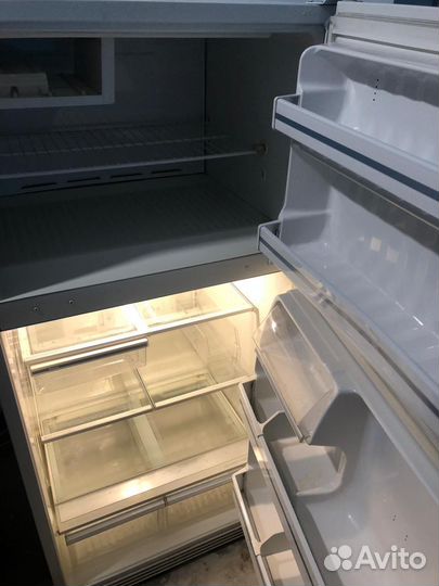 Холодильник general electric