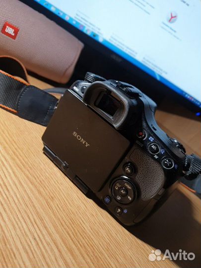 Зеркальный фотоаппарат