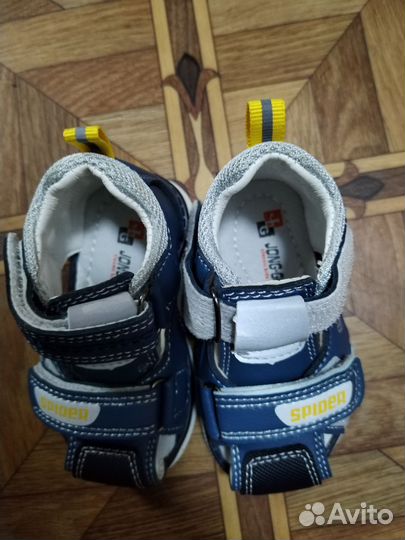 Сандалии детские для мальчиков 19 размер