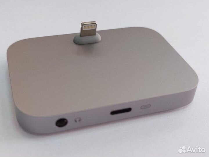 Док-станция Apple iPhone Lightning Dock A1717