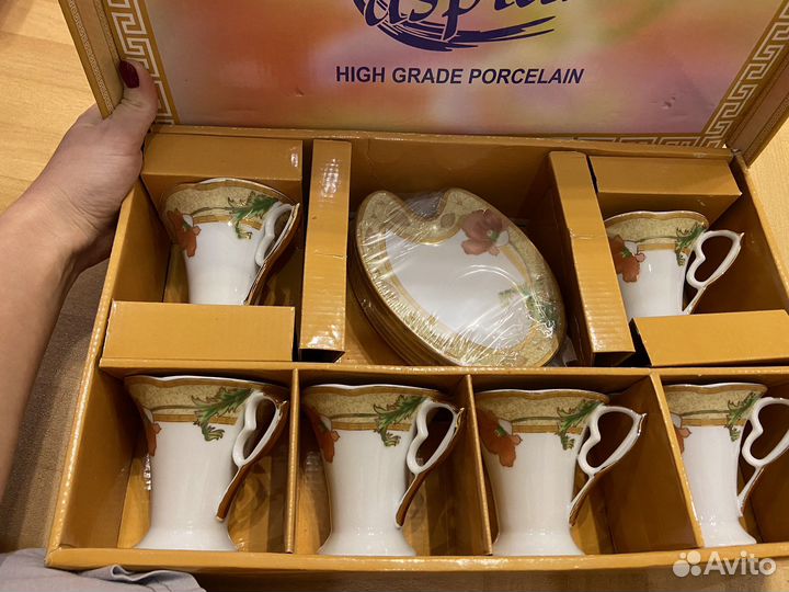 Чайный сервиз на 6 персон