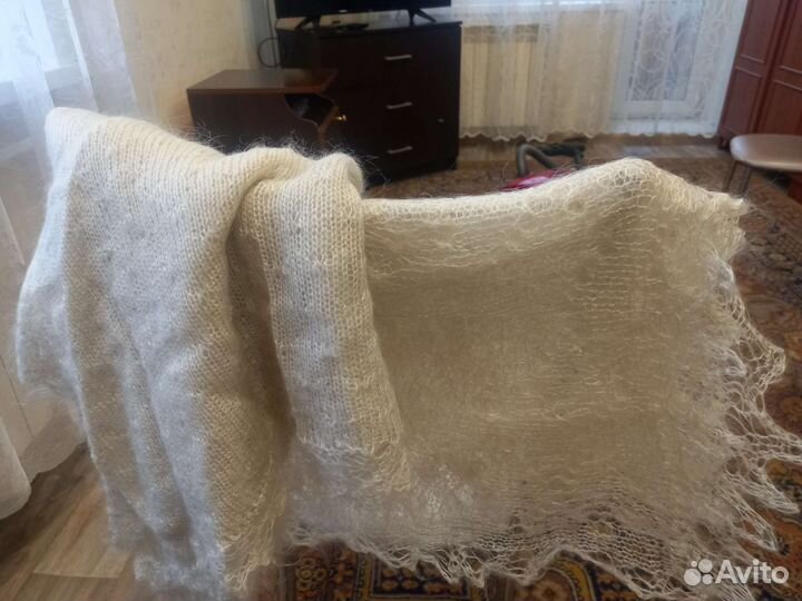 Пуховый платок паутинка