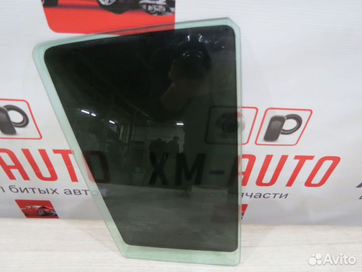 Форточка двери задней правой Kia Sportage 3 SL