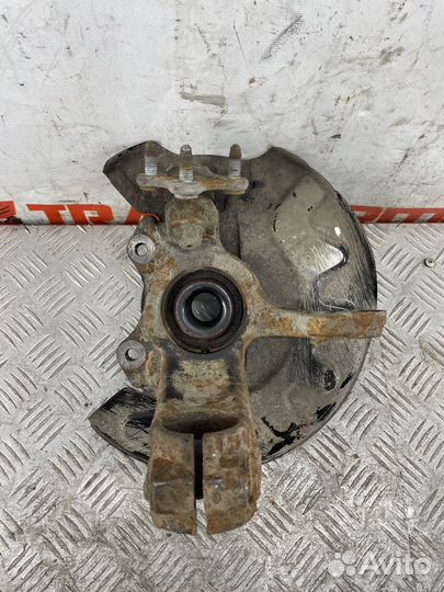 Ступица передняя левая Фольксваген Поло мк 5