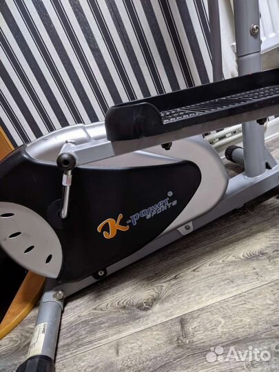 Эллиптический тренажёр