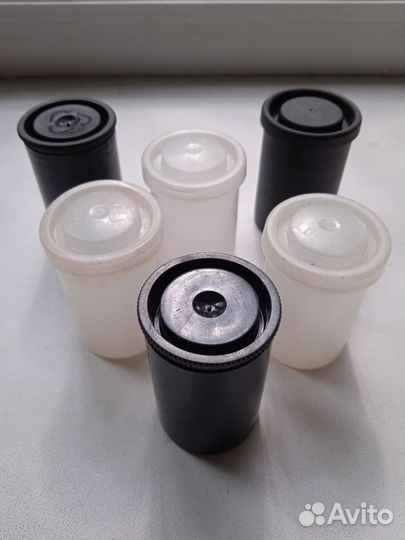 Баночка-контейнер для хранения фотопленки -36 шт