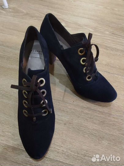 Ботильоны Carnaby 39