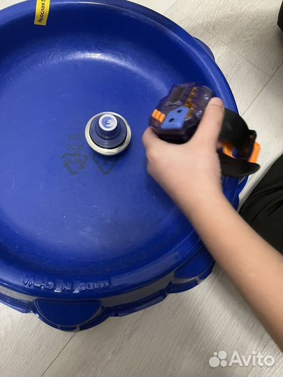 Электронный волчок infiniti nado с часами