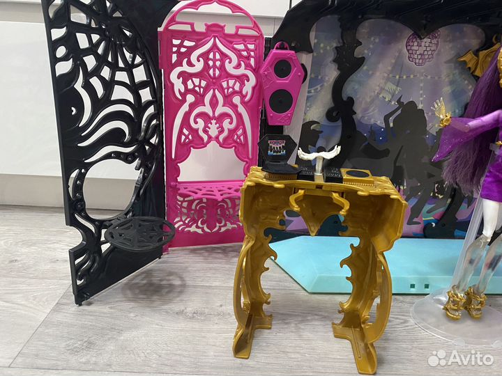 Monster High 13 Wishes Party Lounge Spectra