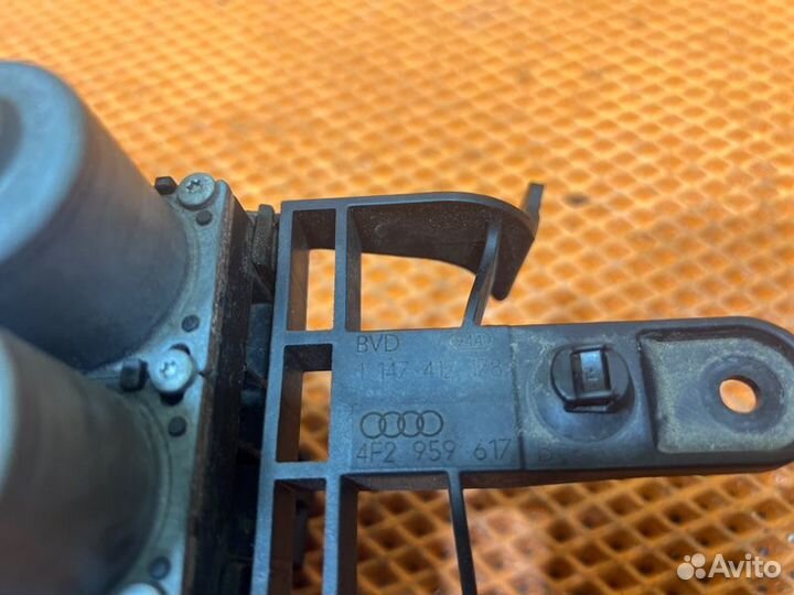 Кран печки Audi A6 C6 4F ccea 2010