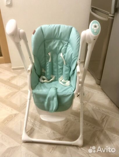 Стульчик для кормления ребенка