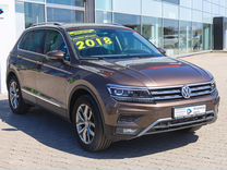 Volkswagen Tiguan 2.0 AMT, 2018, 59 870 км, с пробегом, цена 2 600 000 руб.