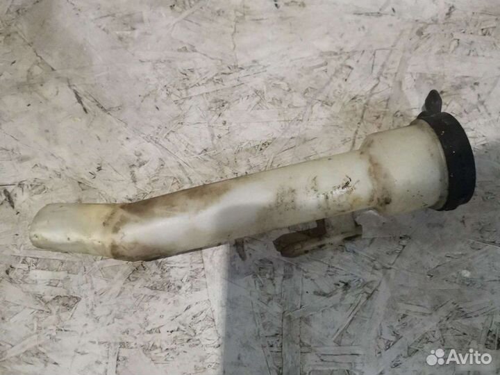 Заливная горловина бачка омывателя Chevrolet Cruze