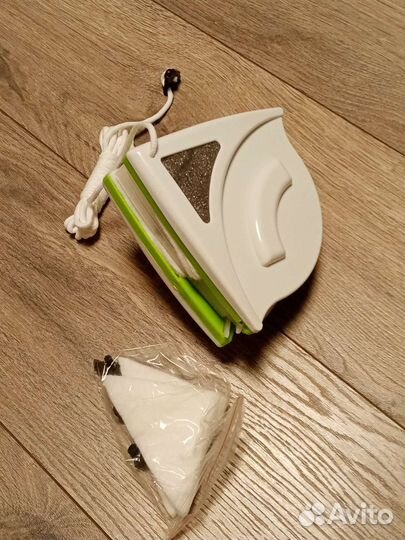 Магнитная щётка для мытья окон