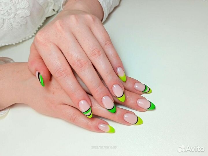 Маникюр, коррекция, наращивание ногтей. Педикюр