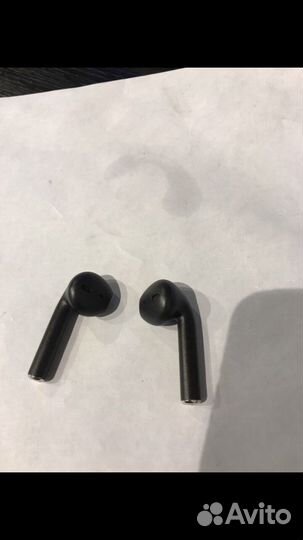 Беспроводные наушники apple airpods