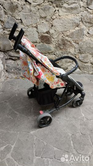 Каляска прогулочная