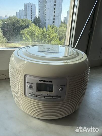 Стереомагнитола