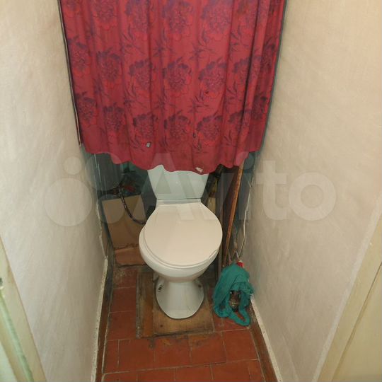 Комната 11 м² в 2-к., 2/5 эт.