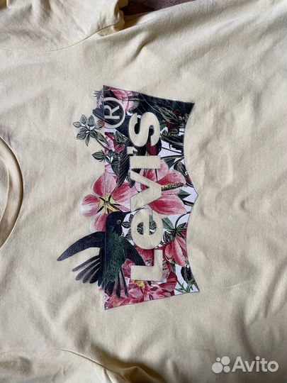 Футболка levis