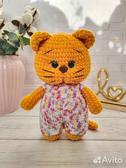 Вязаные игрушки котёнок