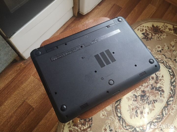 4-х ядерный нoут HP 15-G021sr с видюхой 2 гига