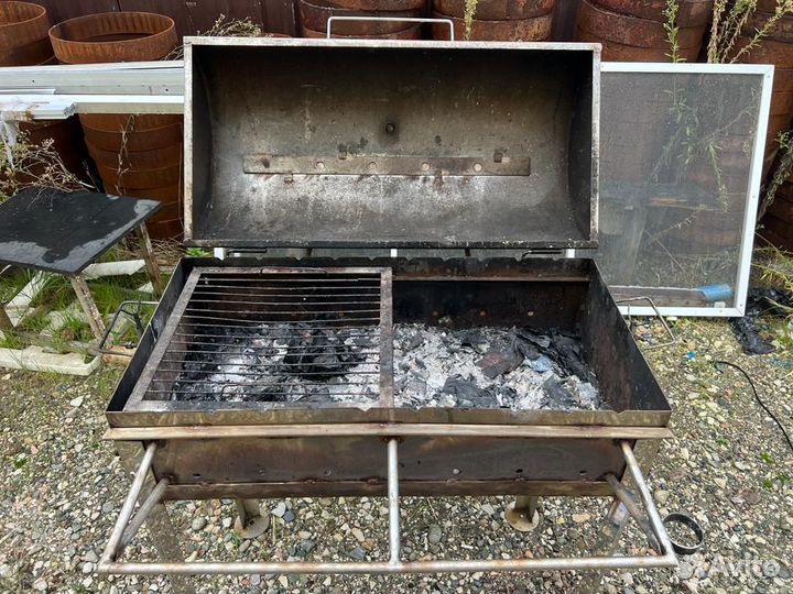 Мангал с крышкой
