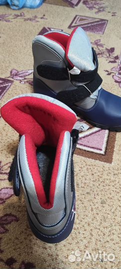 Лыжные ботинки