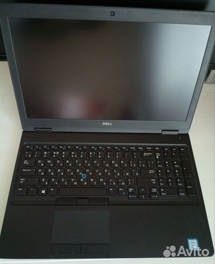 Dell precision 3530 i7 8gen/32/256