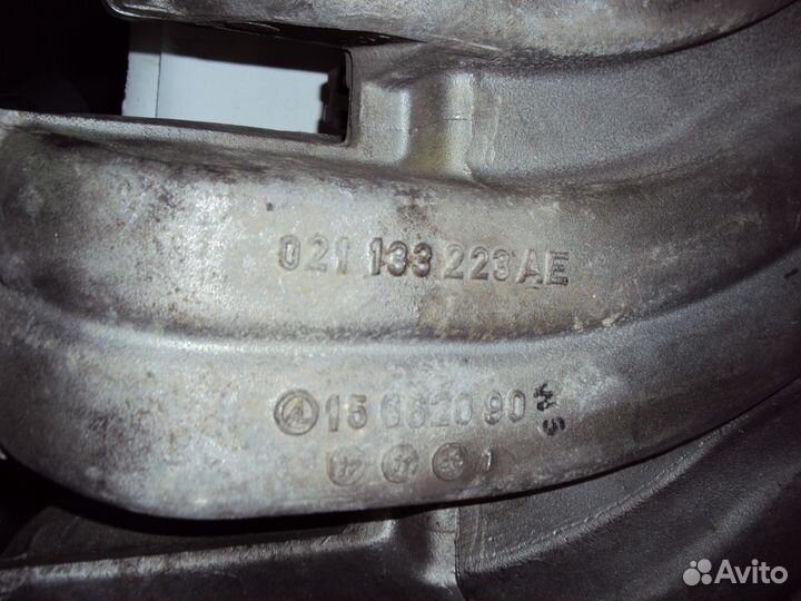 Впускной коллектор Мерседес Вито 638 2.8 вр6