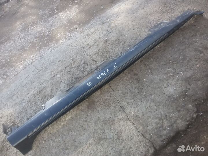 Накладка на порог Toyota Camry 40 50