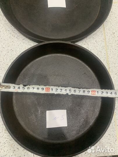 Чугунная сковорода