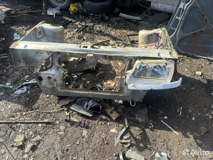 Запчасти на ваз 2114 2115 бу